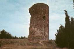 Foto: Restos del Castillo de Miramontes