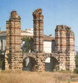 Foto: Acueducto de San Lázaro