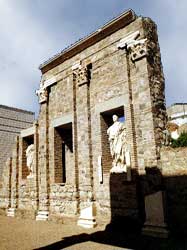 Foto: Pórtico del Foro